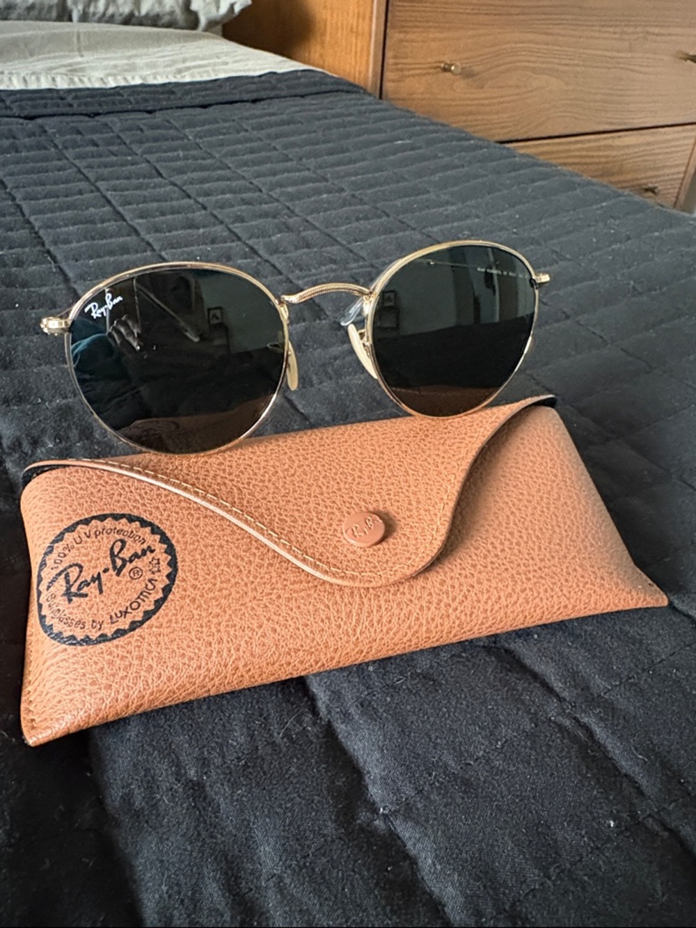 Ray-Ban Round Metal Sunglasses